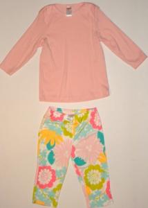 Pijama cu bluza rozi si pantaloni cu flori - Hainute Copii