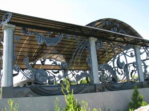 Gard metalic decorativ