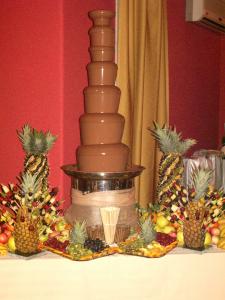Fantana de ciocolata pentru aniversarea copiilor