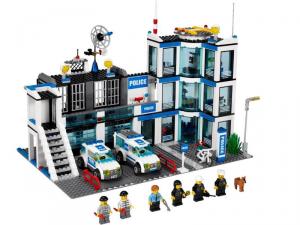 Play Themes LEGO City - Post de politie Lego LE7498 B3902104