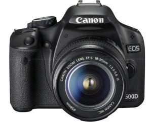 Aparat foto digital CANON EOS 500D Kit EF-S 18-135mm IS