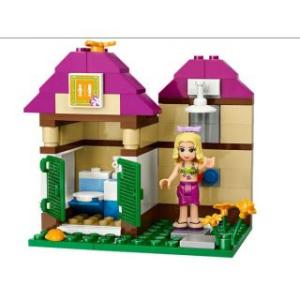 Strandul Orasenesc Din Heartlake (41008) LEGO Friends - LEGO