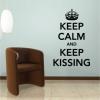 Sticker keep calm and keep kissing
