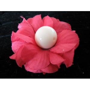 Inel accesorizat cu floare din material textil rosu Beea