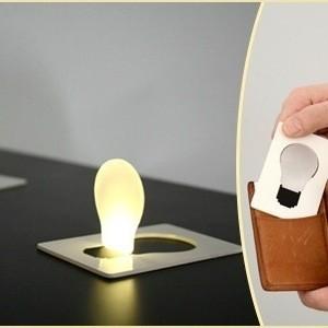 Lampa de buzunar cu LED tip card bancar