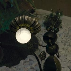 Figurina solara LED Furnica