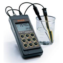 Instrument impermeabil pentru pH/ORP/ISE si temperatura, HI 98172