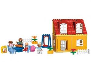 Casa familiei LEGO DUPLO (5639)