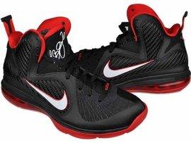 Adidasi barbat Nike LeBron 9