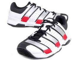 Adidasi barbat Adidas Court Stabil 5