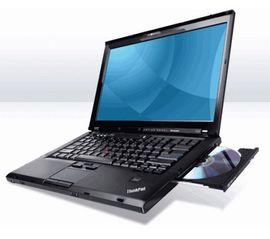 Laptop Lenovo ThinkPad T400, Intel Core 2 Duo P8400 2.26 GHz, 2 GB DDR3, 160 GB HDD SATA, DVD-CDRW, WI-FI, 3G, Bluetooth, Finger Print, carcasa titan...