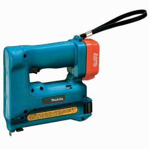 Masina de capsat cu acumulator, T221DW, Makita