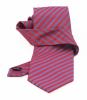 Cravata cu dungi rosii si albastre