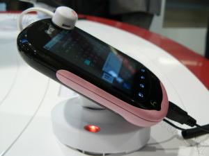 LG C550 Optimus Chat Black on Pink