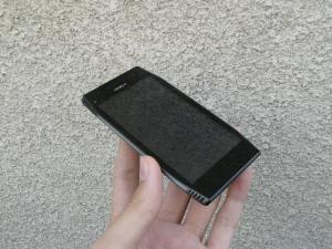 Nokia X7-00 Dark Steel + card microSD 8GB + Garmin ( Harta Europei )