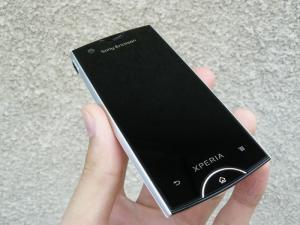 Sony Ericsson XPERIA Ray White