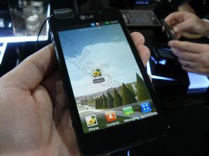 LG Optimus 3D Max P720 Black