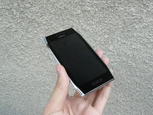 Nokia X7-00 Silver steel
