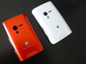 Sony Ericsson XPERIA X10 mini Pearl White Red + card microSD 8GB + IGO ( Harta Europei )