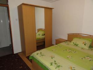 Inchiriere Apartamente Crangasi Bucuresti GLX800920