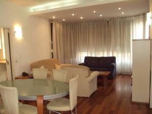 Inchiriere Apartamente Arcul de Triumf Bucuresti GLX0147a