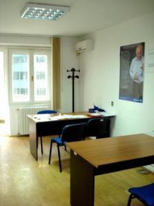 Inchiriere Apartamente P-ta Victoriei Bucuresti GLX610602