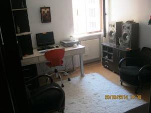 Vanzare apartament 4 camere rosetti