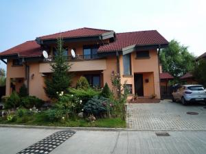 Inchiriez pentru locuit  vila in Corbeanca - Cartierul Rezidential Paradisul Verde