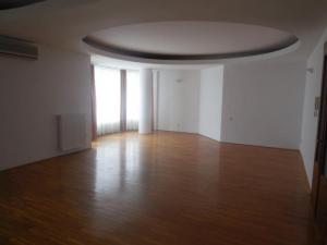 Apartament 4 camere Primaverii