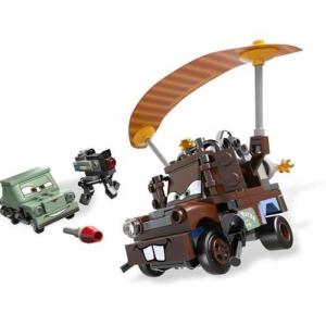 Cars - Evadarea Agentului Mater lego