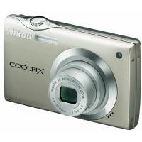 Nikon Coolpix S4000 argintiu 12 Mpix, 4x opt. Zoom, 720p-HD-Video