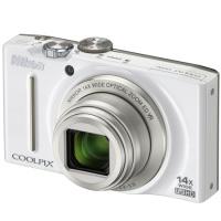Nikon Coolpix S8200 alb 16 Mpix, 14x opt. Zoom, Full HD Movie