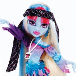 Papusa Abbey Bominable - Monster High Music Festival - Mattel
