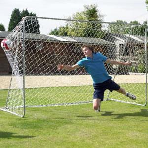 Poarta fotbal, Giant Goal