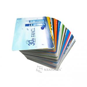 Carduri de plastic personalizate color &ndash; pachet 200 buc. (Fete personalizate - Doua)
