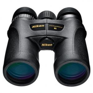 Binoclu Nikon Monarch 7 10x42