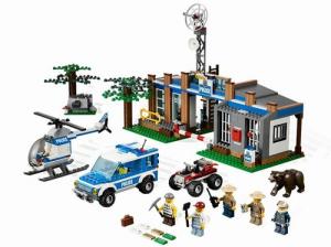 Post de politie forestier din seria LEGO City