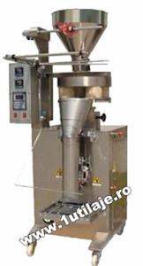 Masina de ambalat granule model DXDK 500