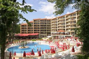 Paste 2010 Bulgaria Nisipurile de Aur Hotel Madara 3*+ / All Inclusive