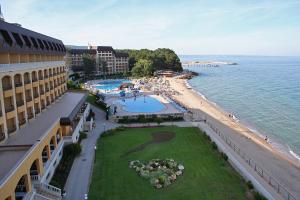 Hotel riviera beach