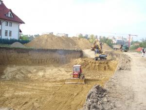 Excavatoare si buldozere