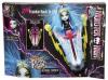 Papusa monster high frankie + recharge station -