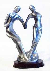 Statueta din metal, argintie - dansatori