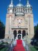 Intrare Local/Biserica - Covor rosu + Stalpi Decorativi